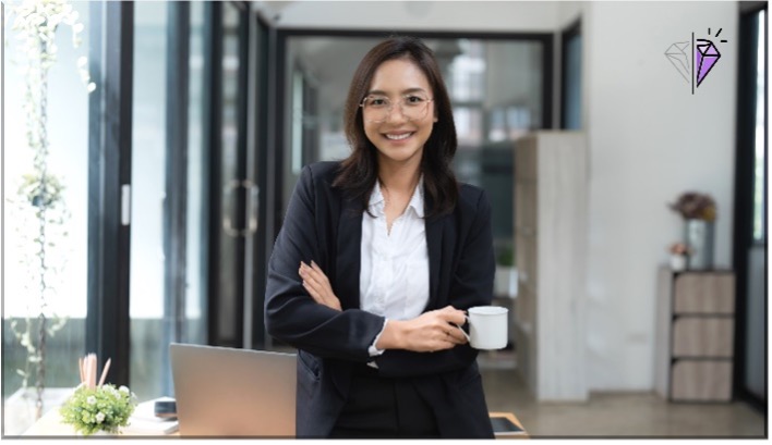 woman smiling to the camera